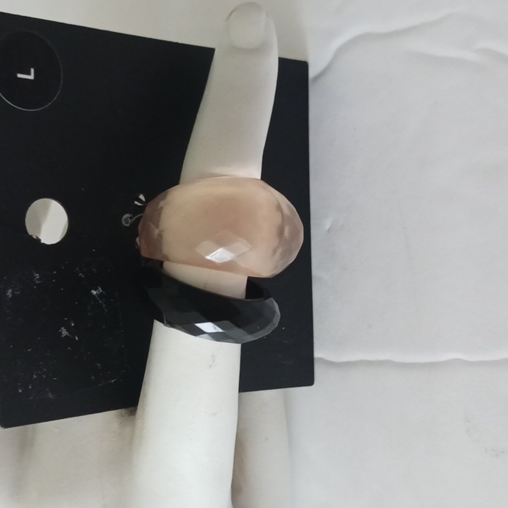 H&M set of 2 plastic rings black and beige Sz. L - Picture 7 of 13